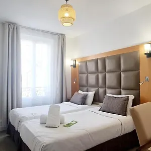  Hotell De France 18