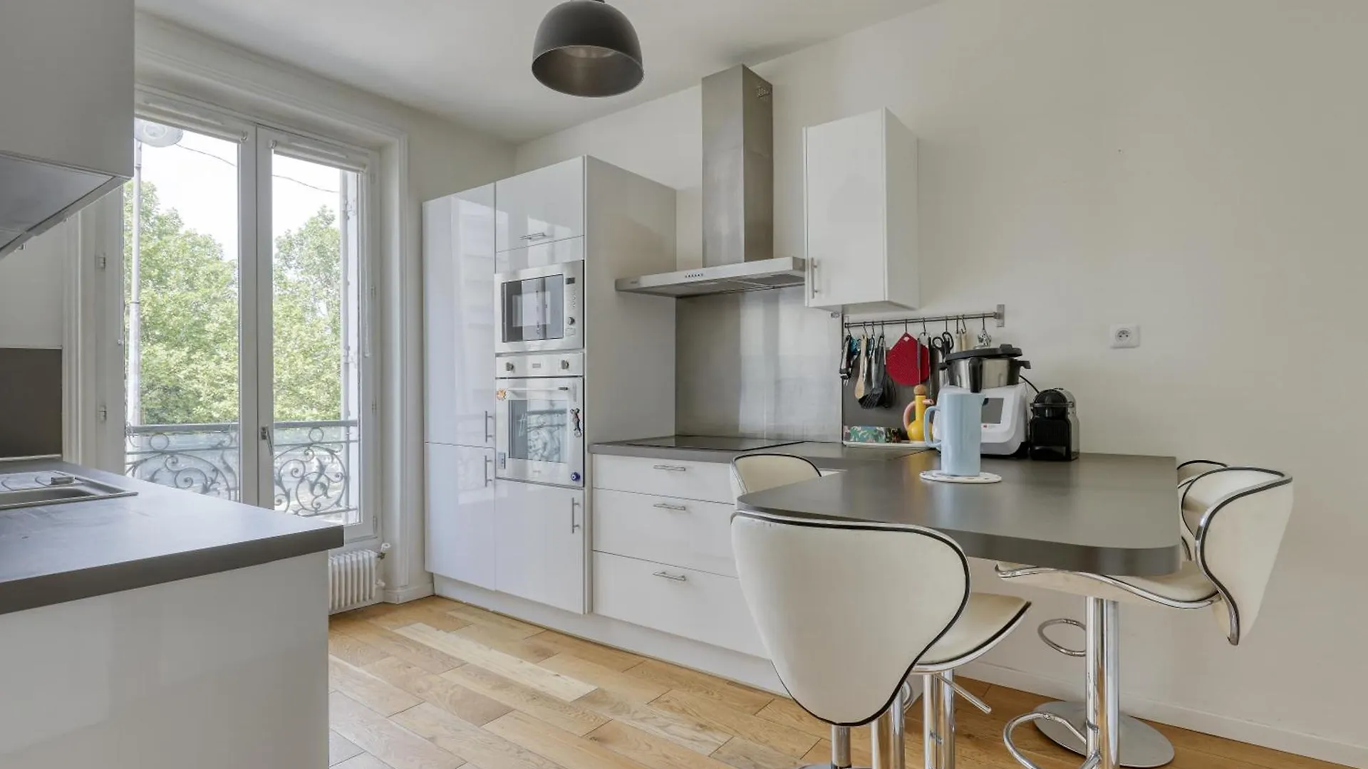 Tunnel - Kp - Appartement Lumineux 4P Avec Vue Buttes Chaumont Παρίσι Γαλλία